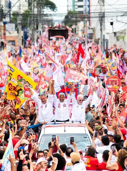 Votação histórica de Lula na Bahia fortalece Jerônimo Rodrigues e amplia força política do grupo governista