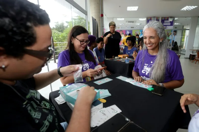 Protagonismo feminino e inovação marcam a abertura da 23ª Semana Nacional de Ciência e Tecnologia na Bahia