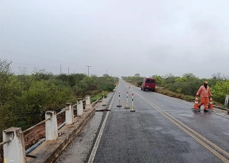 Governo do Estado monitora municípios e rodovias atingidos por fortes chuvas na Bahia