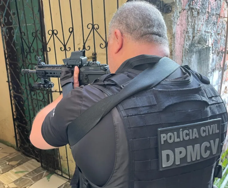 Polícia prende 121 homens por violência doméstica na Bahia em outubro