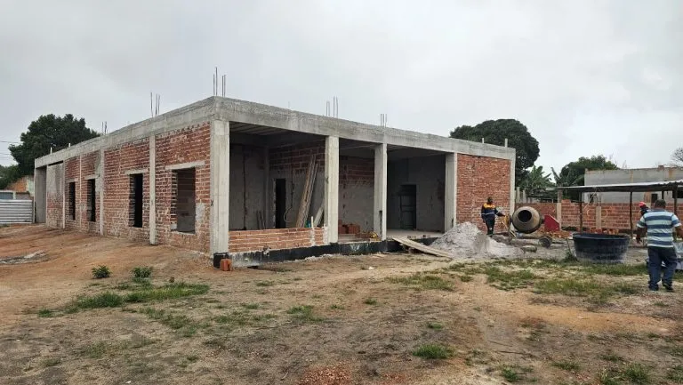 Obra de nova UBS no bairro Triângulo Leal avança e vai beneficiar mais de 4,5 mil moradores de Itabatã Obra de nova UBS no bairro Triângulo Leal avança e vai beneficiar mais de 4,5 mil moradores de Itabatã