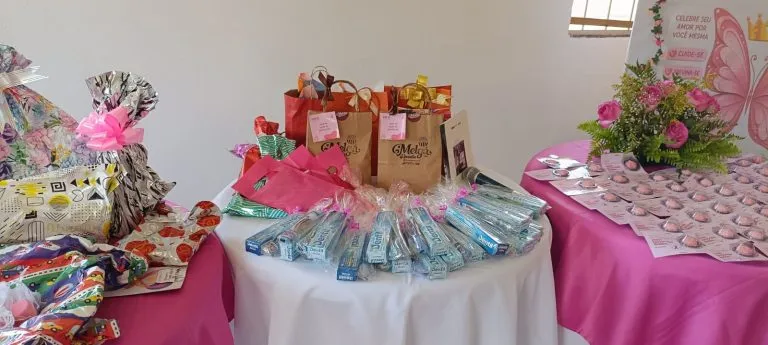 Outubro Rosa: ação em Lar dos Idosos de Mucuri reforça prevenção e cuidados com a saúde da mulher