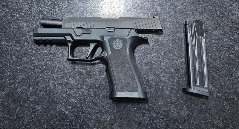 Casal é flagrado com pistola 9mm e maconha durante abordagem policial em Eunápolis