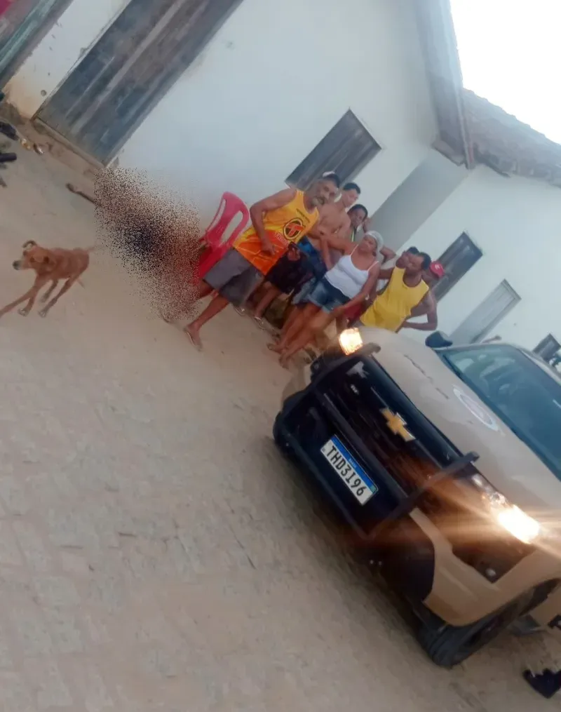 Mulher é atingida por pelo menos três tiros em tentativa de homicídio em Medeiros Neto