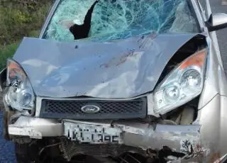 02 jovens morreram atropelados ao empurrar carro quebrado e outras 07 pessoas ficaram feridas na BA 052.