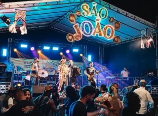 2ª edição do “Sítio Está em Festa” reúne público e celebra tradição junina em Teixeira de Freitas
