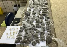 "Neguinho"  de Vila Portela é preso pela PM com quase 2kg de drogas em Medeiros Neto