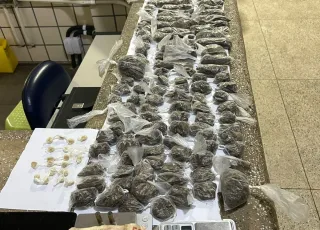 "Neguinho"  de Vila Portela é preso pela PM com quase 2kg de drogas em Medeiros Neto