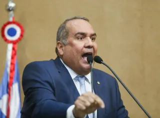 "Ou é incompetente ou pegou herança maldita de Rui e Wagner”, diz Sandro Régis após Jerônimo pedir 23º empréstimo    