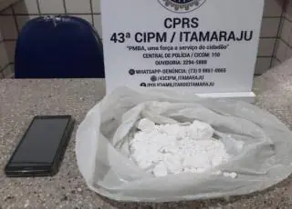 43ª CIPM prende dupla por tráfico de drogas, em Itamaraju.