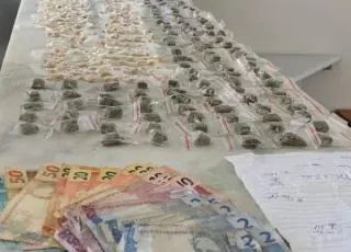 43ªCIPM prende dupla com grande quantidade de droga em Itamaraju.