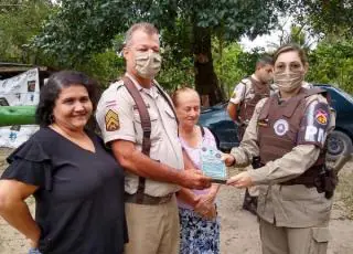 43ª CIPM realiza mais uma devolução simbólica de policial militar aos famíliares,  em Itamaraju