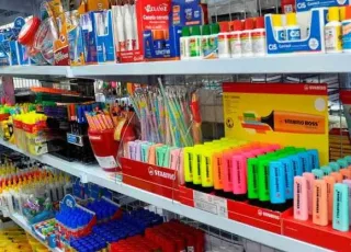 5 estratégias para poupar na compra de material escolar