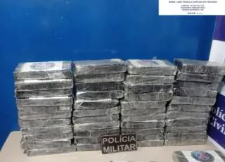 50 quilos de cocaína avaliada em 1,4 milhão é encontrada em carro abandonado na Bahia