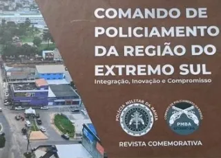 7ª CIPM é presenteada com revista comemorativa do CPR-ES