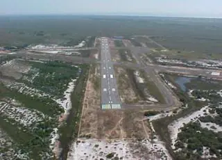 Abandonado por você- Moradores de Caravelas lamentam o descaso do Governo do Estado com o aeroporto