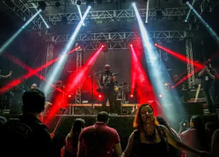 Abertura da Festa da Cidade evidencia pluralidade baiana com shows de rock; veja fotos