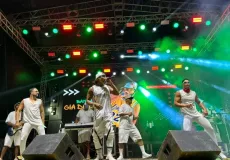 Abertura do Carnaval 2026 foi marcada pela alegria e mistura de ritmos em Mucuri