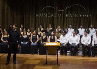 Academia Canto em Trancoso abre oportunidades para jovens cantores brasileiros