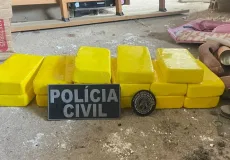 Ação da Polícia Civil apreende 15 quilos de cocaína e armas em Poções (BA)