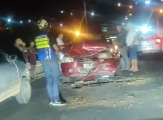 Acidente com colisão frontal é registrado na BA-489, entre Itamaraju e Prado