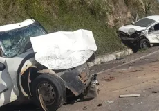 Acidente com quatro veículos na BR-101 em Itabela deixa ao menos três feridos