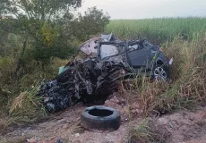 Quatro pessoas morrem em acidente  na BR-418  próximo a Argolo,  em Nova Viçosa