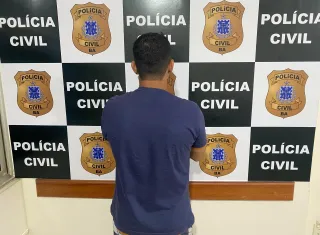 Acusado de matar ex-companheira a tiros em 2008 em Trancoso é preso dentro de ônibus em Eunápolis
