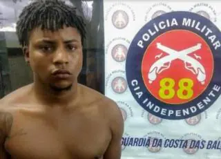 Acusado de tráfico é preso pela PM com drogas em Alcobaça