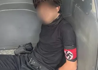 Adolescente com suástica é apreendido após atentado em escola com bomba caseira no interior de SP