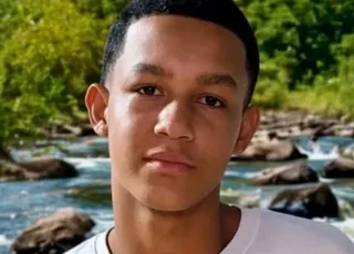 Adolescente desaparecido é encontrado morto no Rio Alcobaça, em Teixeira de Freitas