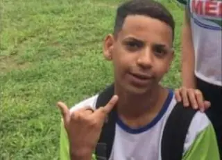 Adolescente é perseguido e morto a tiros enquanto passava de bicicleta em Itamaraju