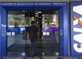 Agências da Caixa abrem duas horas mais cedo nesta segunda-feira