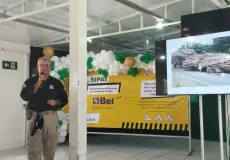 Agente da PRF ministra palestra sobre segurança no trânsito em usina de álcool em Ibirapuã