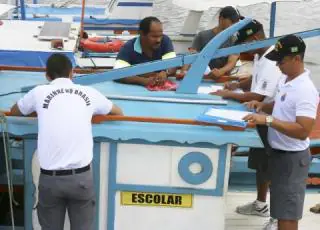 Agentes da Marinha do Brasil visitam obras realizadas em Caravelas