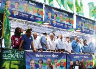 Alckmin realiza maior comício de sua campanha em Salvador