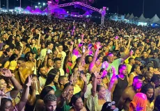 Alcobaça vive o maior Carnaval da sua história e impulsiona economia no extremo sul baiano