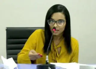 Aline Araújo é a nova secretária da Saúde de Itanhém