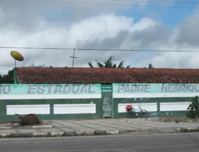 Aluna de 16 anos é agredida por colega em frente à escola após recusar pedido de namoro, na Bahia
