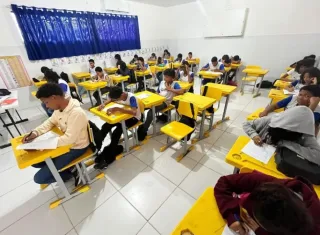 Alunos dos Anos Finais fazem avaliação para melhorar a educação em Teixeira de Freitas