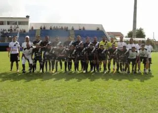 AMV quebra a invencibilidade da seleção de Medeiros Neto na Copa do Descobrimento