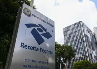 Analistas-Tributários da Receita Federal definem mobilização nacional contra o governo