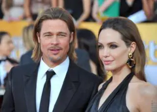 Angelina Jolie acusa Brad Pitt de não pagar pensão a filhos