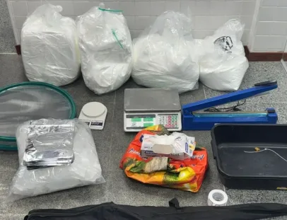 Após denúncia anônima, mulher é presa com 70 kg de cocaína em Feira de Santana
