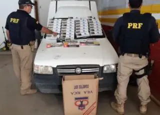 Após denúncia de carga contrabandeada, PRF realiza apreensão de 5.500 unidades de cigarros em Teixeira de Freitas (BA)