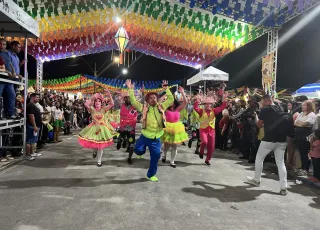 Apresentação de quadrilha e muito forró marcam a primeira noite do Santo Antônio Casamenteiro de Posto da Mata