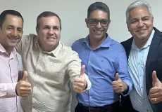 Ariston Passos “Tonzinho” é eleito presidente da Associação de Prefeitos do Extremo Sul da Bahia – APES