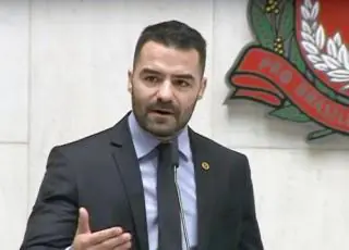 Arthur do Val renuncia ao mandato de deputado estadual