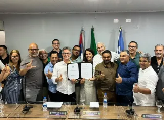 Asfalto que transforma: União de forças entre Beto Pinto e Governo da Bahia viabiliza 18km de estrada de Medeiros para Itupeva