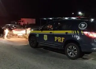 Assaltantes de ônibus são presos em flagrante com armas e munições na BR 101